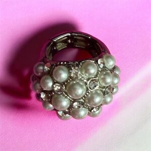 Elegant Silver Pearl Cluster Ring